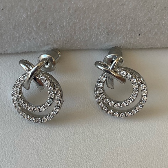 Sterling Silver 1.5 carat Moissanite Double Circle Stud Earrings - Picture 3 of 12